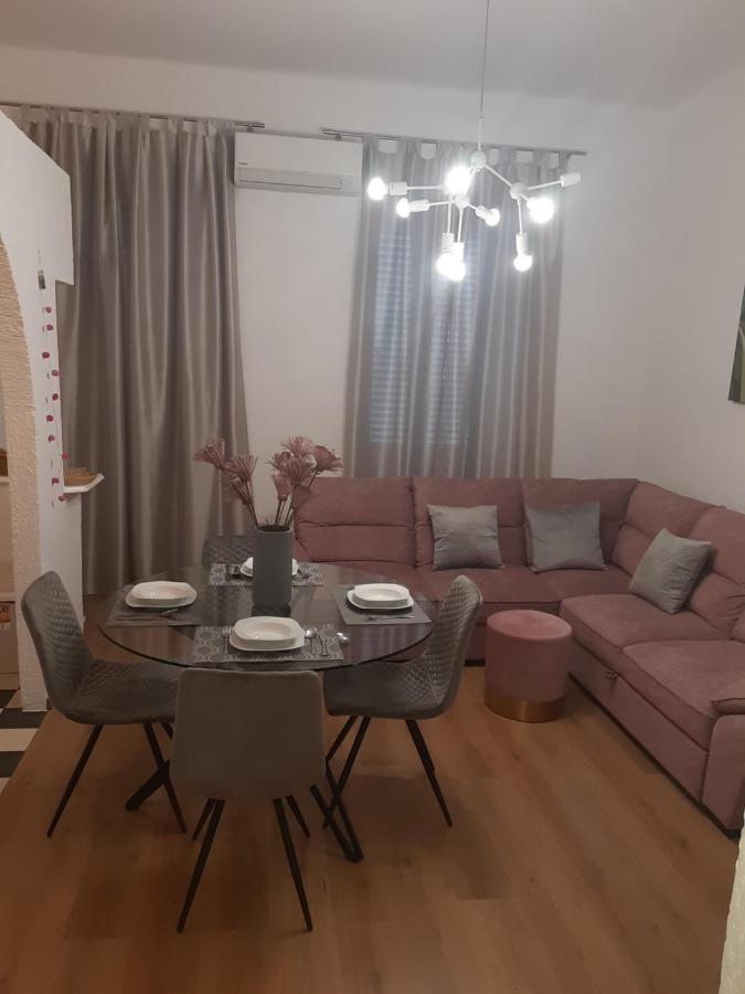 Apartman Vale Lägenhet Rijeka Exteriör bild